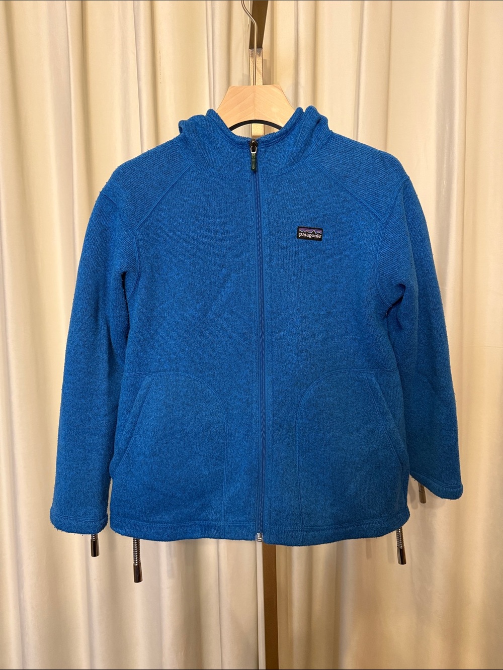 Patagonia Boys Blue Better Sweater hoodie size M
